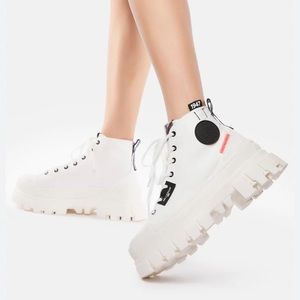 Palladium ‘Revolt HI TX’ Boots - Star White/Marshmallow